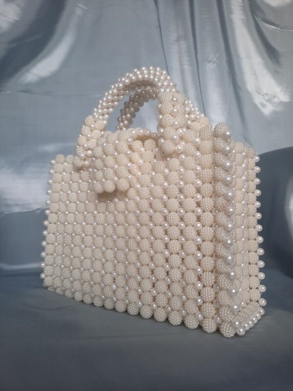 off white berry beads - Image 5